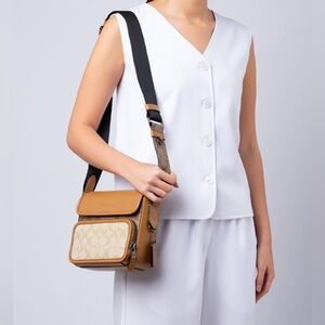 Coach Sullivan Xbody color Light Saddle Multi.  NWT.